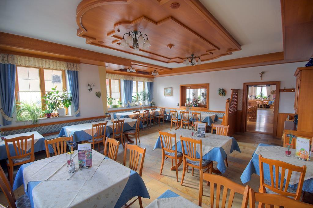 Gasthof Schneiderwirt, Kipfenberg Ot Hirnstetten Экстерьер фото
